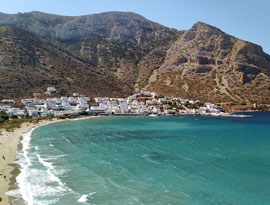 The port of Sifnos-Kamares